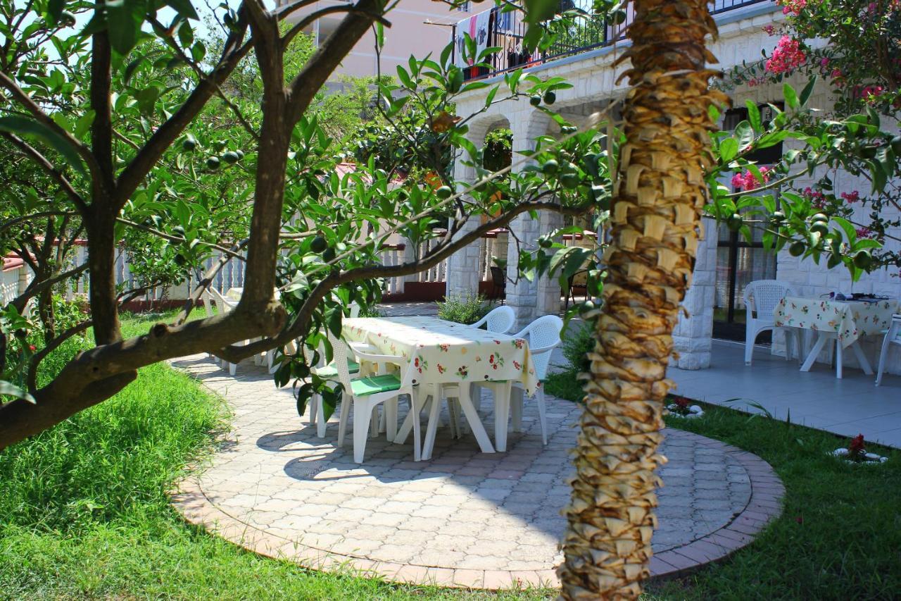 Guest House Aldin ウルツィニ エクステリア 写真