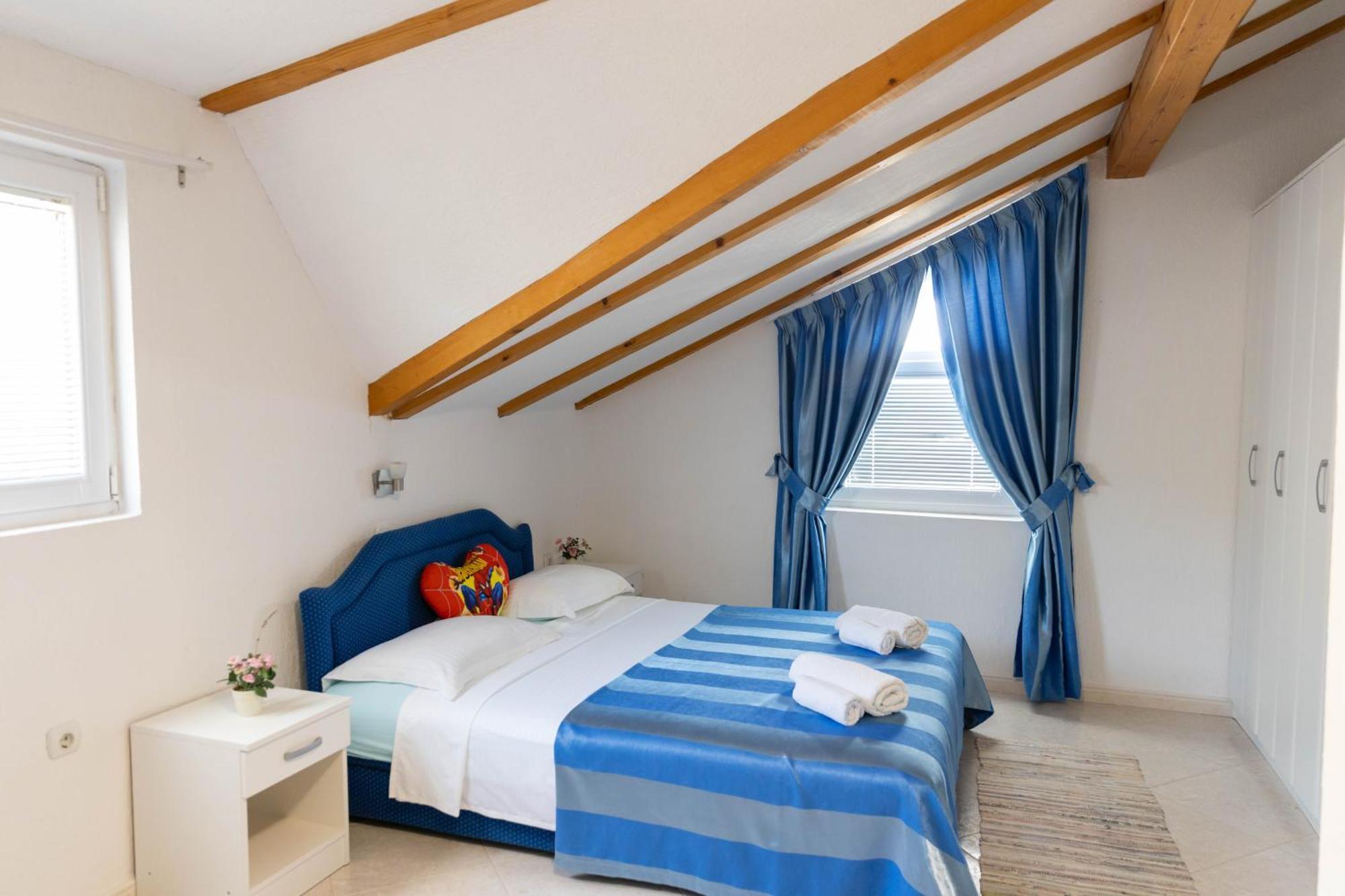 Guest House Aldin ウルツィニ エクステリア 写真