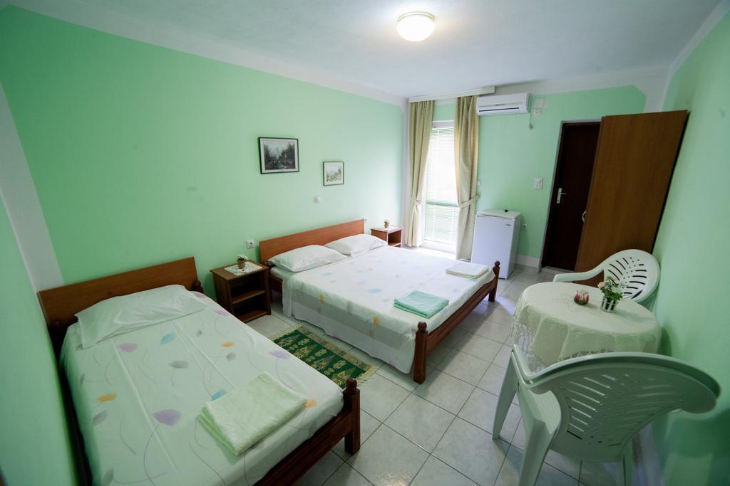 Guest House Aldin ウルツィニ エクステリア 写真