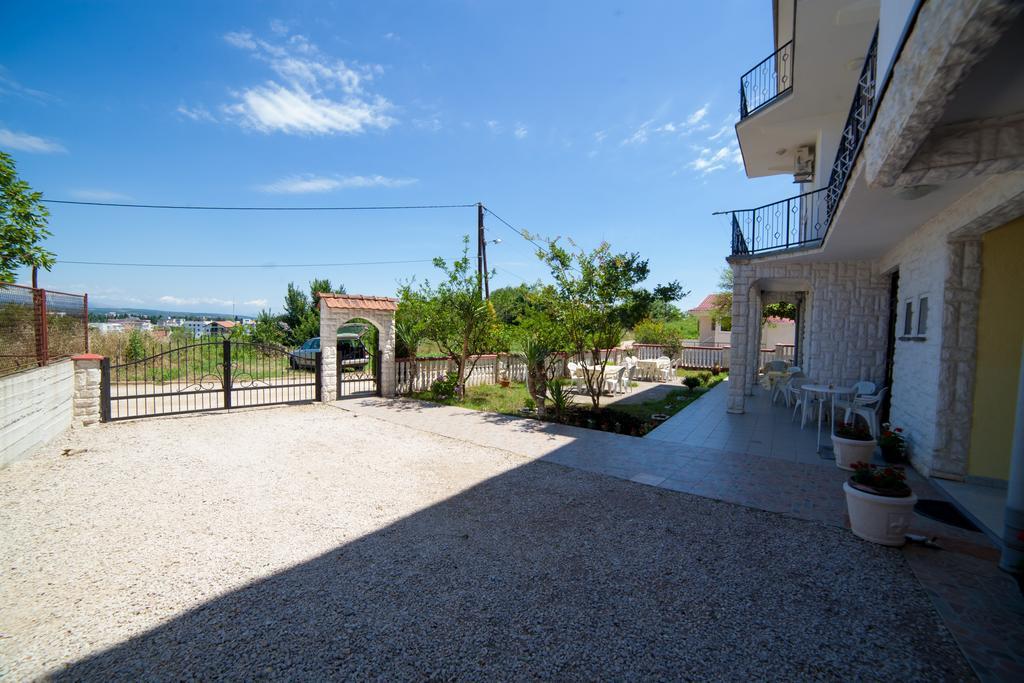 Guest House Aldin ウルツィニ エクステリア 写真